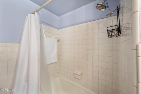 Tiny photo for 4214 Eastway Street, Toledo, OH 43612 (MLS # 10012332)