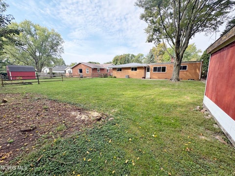 Tiny photo for 511 Harvest Lane, Bowling Green, OH 43402 (MLS # 10014448)