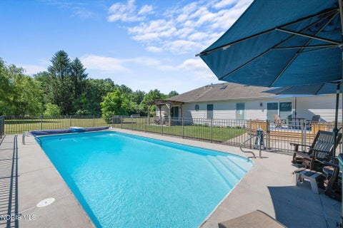 Tiny photo for 6851 Berridge Road, Whitehouse, OH 43571 (MLS # 10009147)