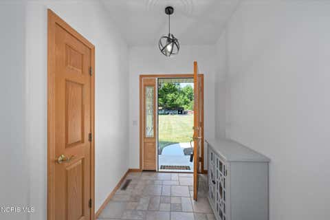 Tiny photo for 6851 Berridge Road, Whitehouse, OH 43571 (MLS # 10009147)