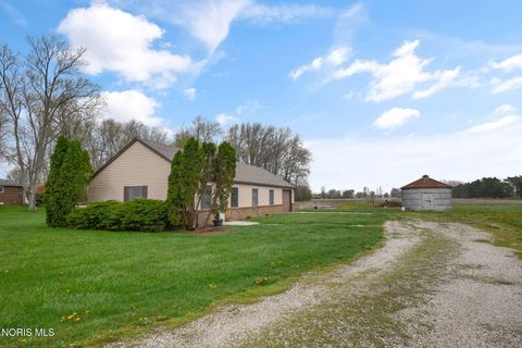 Tiny photo for 6237 Seaman Road, Oregon, OH 43616 (MLS # 10006632)