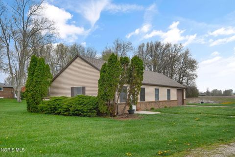 Tiny photo for 6237 Seaman Road, Oregon, OH 43616 (MLS # 10006632)