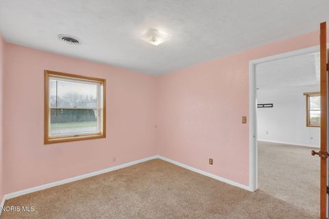 Tiny photo for 6237 Seaman Road, Oregon, OH 43616 (MLS # 10006632)