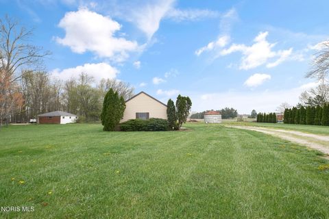 Tiny photo for 6237 Seaman Road, Oregon, OH 43616 (MLS # 10006632)