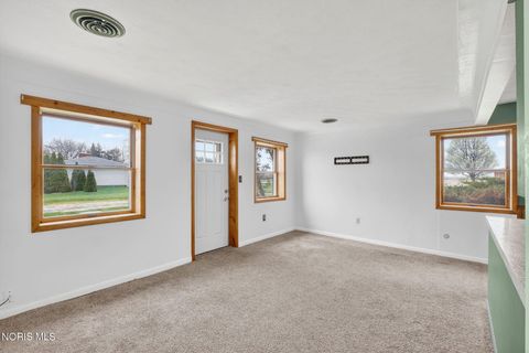 Tiny photo for 6237 Seaman Road, Oregon, OH 43616 (MLS # 10006632)