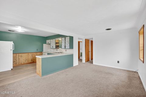 Tiny photo for 6237 Seaman Road, Oregon, OH 43616 (MLS # 10006632)