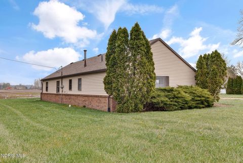 Tiny photo for 6237 Seaman Road, Oregon, OH 43616 (MLS # 10006632)