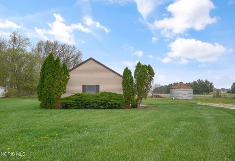 Tiny photo for 6237 Seaman Road, Oregon, OH 43616 (MLS # 10006632)