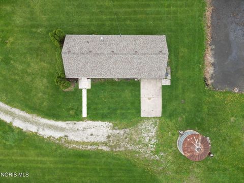 Tiny photo for 6237 Seaman Road, Oregon, OH 43616 (MLS # 10006632)