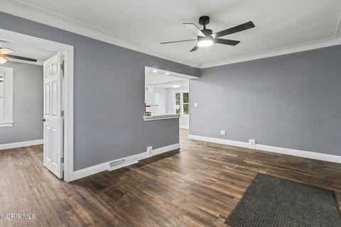 Tiny photo for 5349 Collomore Road, Toledo, OH 43615 (MLS # 10005439)