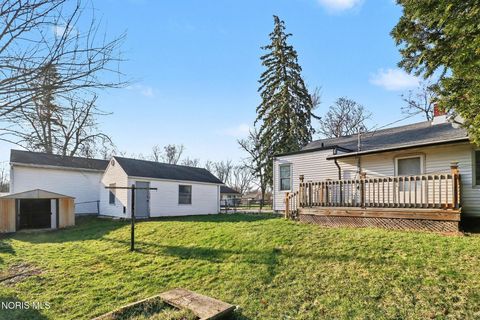 Tiny photo for 5349 Collomore Road, Toledo, OH 43615 (MLS # 10005439)