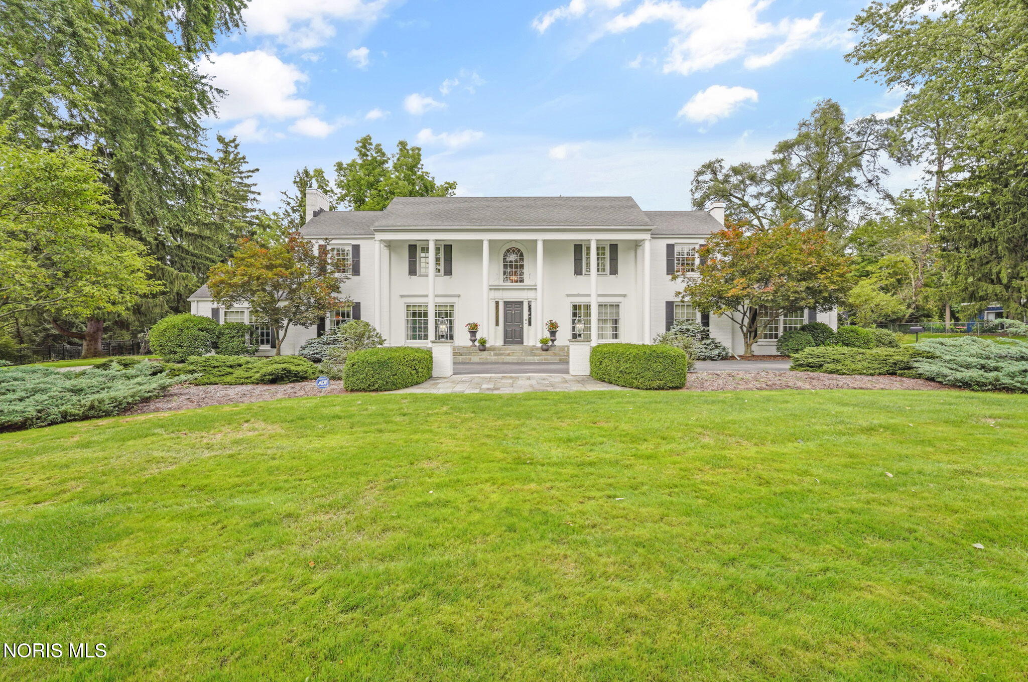 3000 Valley View Drive