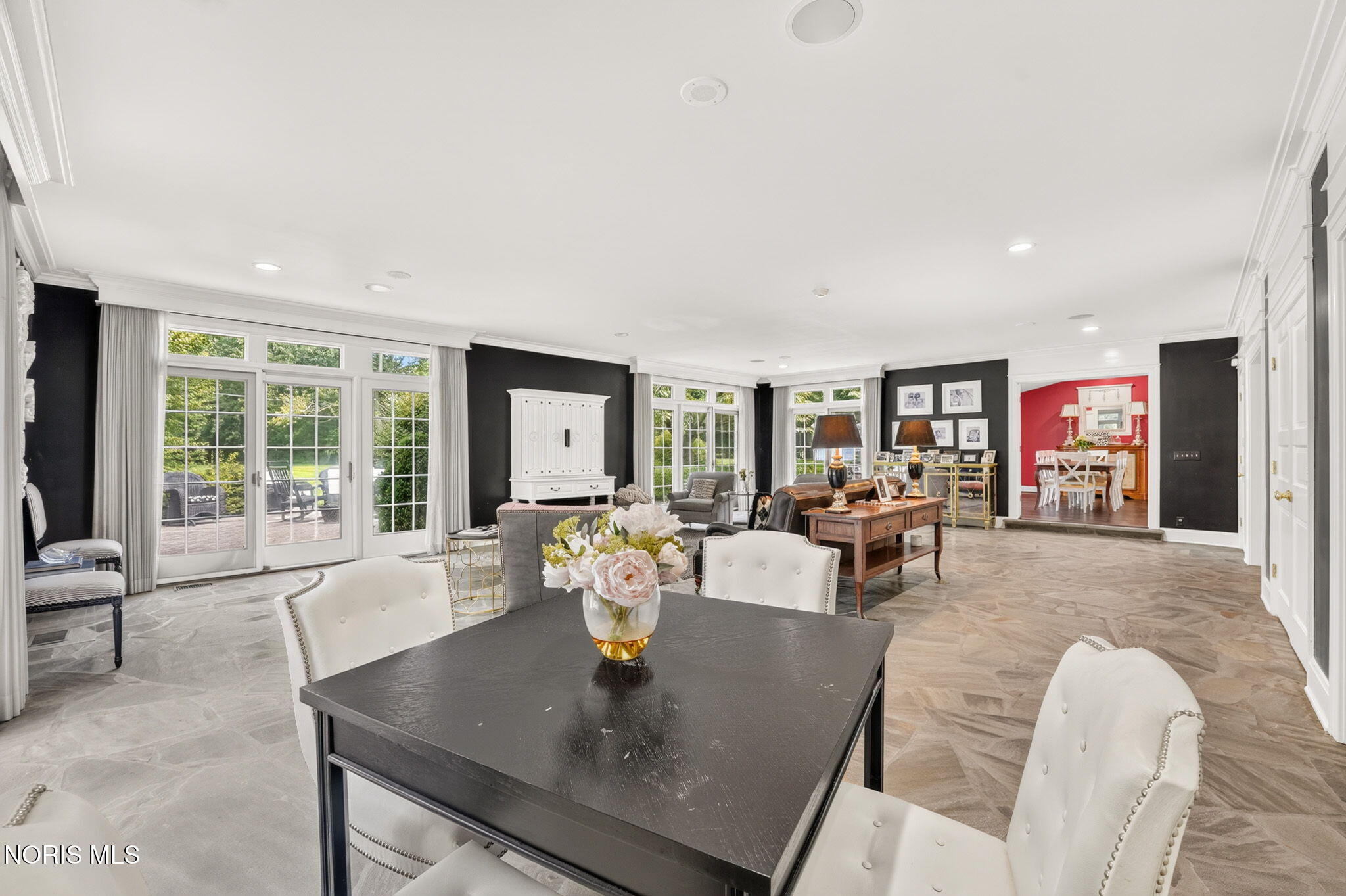 3000 Valley View Drive