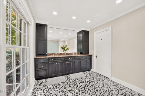 Tiny photo for 3000 Valley View Drive, Ottawa Hills, OH 43615 (MLS # 10012708)
