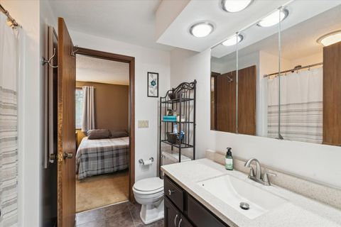 Tiny photo for 11131 Riverbend Court, Perrysburg, OH 43551 (MLS # 10000104)