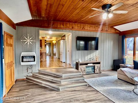 Tiny photo for 12404 La Fontaine Drive, Curtice, OH 43412 (MLS # 10001775)