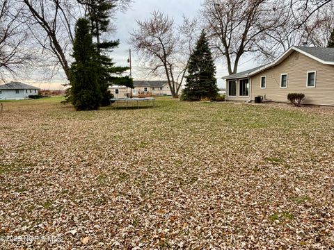 Tiny photo for 12404 La Fontaine Drive, Curtice, OH 43412 (MLS # 10001775)