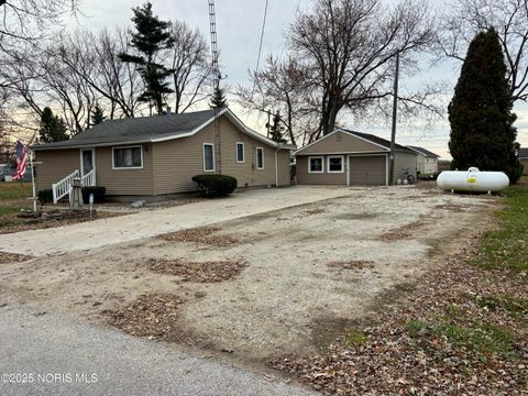 Tiny photo for 12404 La Fontaine Drive, Curtice, OH 43412 (MLS # 10001775)
