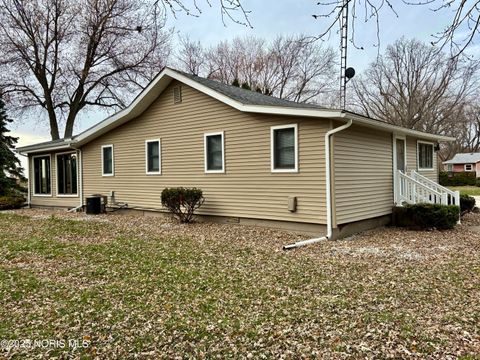 Tiny photo for 12404 La Fontaine Drive, Curtice, OH 43412 (MLS # 10001775)