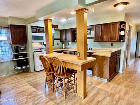 Tiny photo for 12404 La Fontaine Drive, Curtice, OH 43412 (MLS # 10001775)