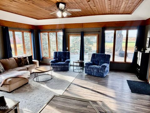 Tiny photo for 12404 La Fontaine Drive, Curtice, OH 43412 (MLS # 10001775)