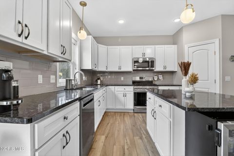 Tiny photo for 28970 Simmons Road, Perrysburg, OH 43551 (MLS # 10005906)