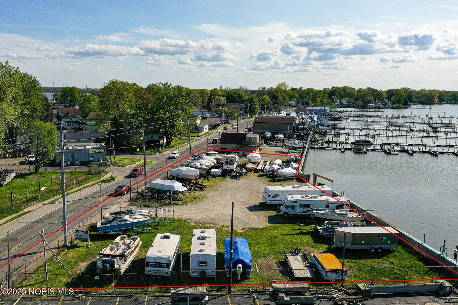 5962 Edgewater Drive