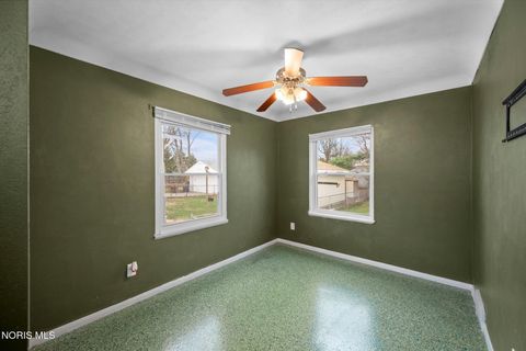 Tiny photo for 1313 Stanwix Drive, Toledo, OH 43614 (MLS # 10005428)