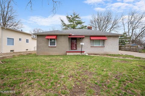Tiny photo for 1313 Stanwix Drive, Toledo, OH 43614 (MLS # 10005428)