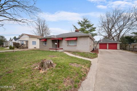 Tiny photo for 1313 Stanwix Drive, Toledo, OH 43614 (MLS # 10005428)