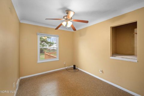 Tiny photo for 1313 Stanwix Drive, Toledo, OH 43614 (MLS # 10005428)