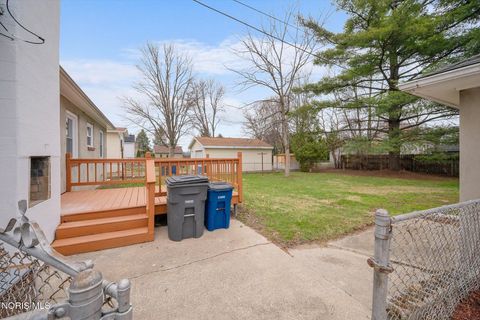Tiny photo for 1313 Stanwix Drive, Toledo, OH 43614 (MLS # 10005428)