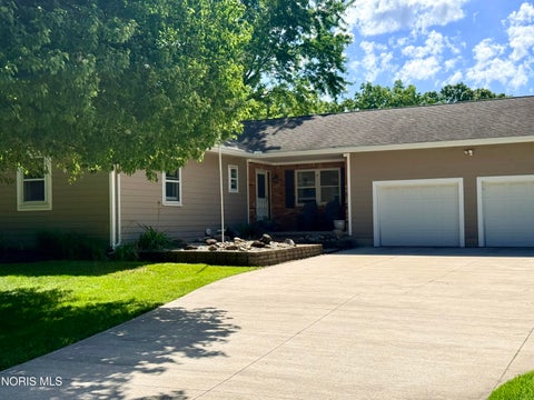 Tiny photo for 5836 County Road 2, Swanton, OH 43558 (MLS # 10009230)