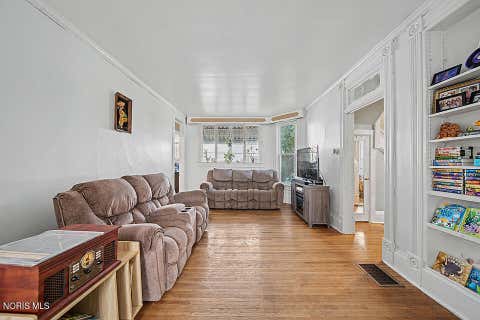 Tiny photo for 207 Center Street, Findlay, OH 45840 (MLS # 10010855)