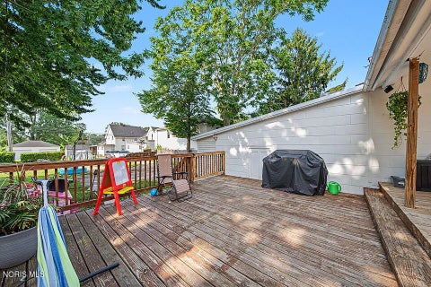 Tiny photo for 207 Center Street, Findlay, OH 45840 (MLS # 10010855)