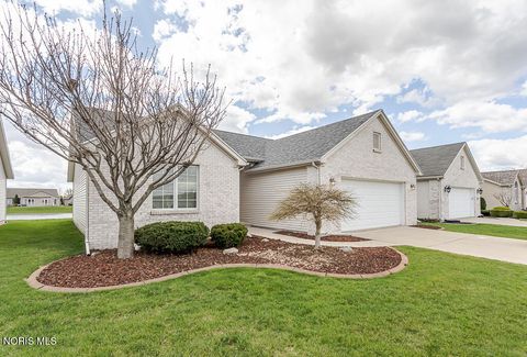 Photo of 6859 Reflections Drive, Maumee, OH 43537 (MLS # 10005812)