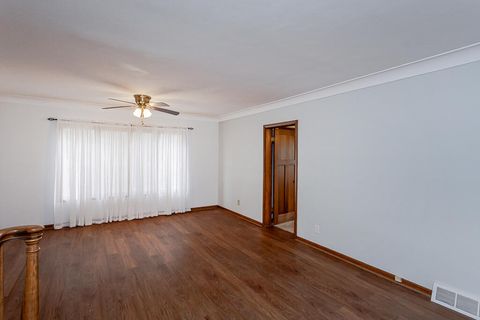 Tiny photo for 8806 Garden Road, Maumee, OH 43537 (MLS # 10000069)