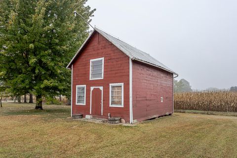 Tiny photo for 8806 Garden Road, Maumee, OH 43537 (MLS # 10000069)
