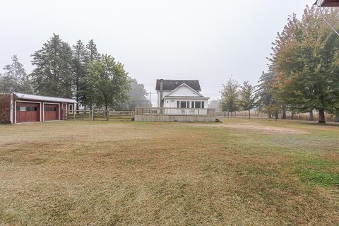 Tiny photo for 8806 Garden Road, Maumee, OH 43537 (MLS # 10000069)