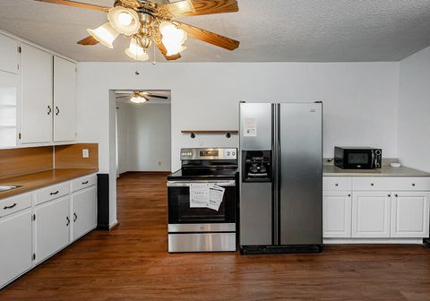 Tiny photo for 8806 Garden Road, Maumee, OH 43537 (MLS # 10000069)