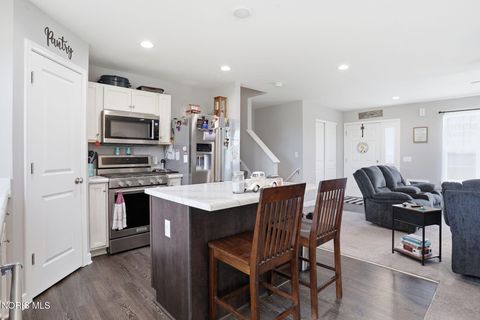 Tiny photo for 9830 E Kramer Road, Bowling Green, OH 43402 (MLS # 10008296)