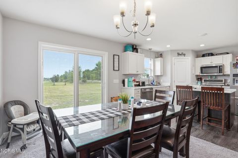 Tiny photo for 9830 E Kramer Road, Bowling Green, OH 43402 (MLS # 10008296)