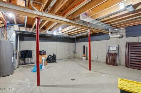 Tiny photo for 9830 E Kramer Road, Bowling Green, OH 43402 (MLS # 10008296)