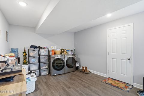 Tiny photo for 9830 E Kramer Road, Bowling Green, OH 43402 (MLS # 10008296)