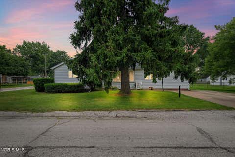 Tiny photo for 112 Warner Street, Walbridge, OH 43465 (MLS # 10010860)