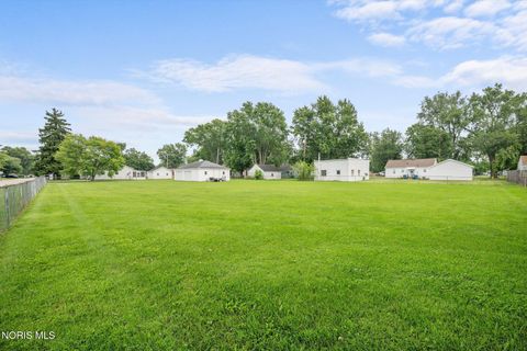 Tiny photo for 112 Warner Street, Walbridge, OH 43465 (MLS # 10010860)