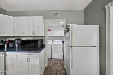 Tiny photo for 3244 Fairbanks Avenue, Toledo, OH 43615 (MLS # 10009611)