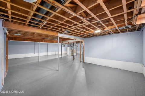 Tiny photo for 6051 Dellwood Drive, Toledo, OH 43613 (MLS # 10002456)