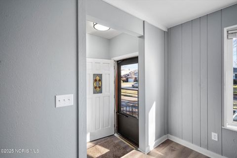 Tiny photo for 6051 Dellwood Drive, Toledo, OH 43613 (MLS # 10002456)