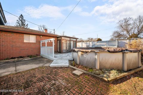 Tiny photo for 6051 Dellwood Drive, Toledo, OH 43613 (MLS # 10002456)